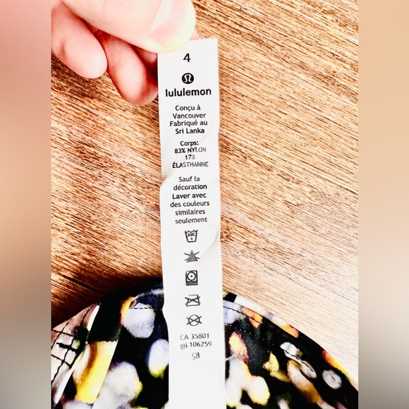 Lululemon Athletica - Picture 14 of 16